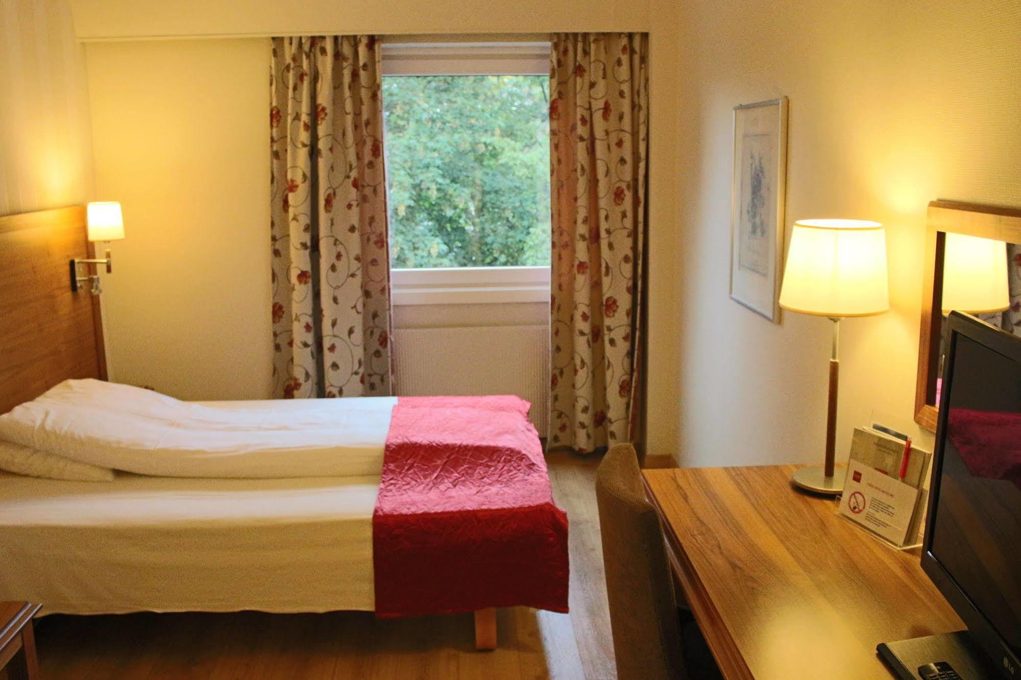 Thon Partner Hotel Backlund Levanger Exterior photo