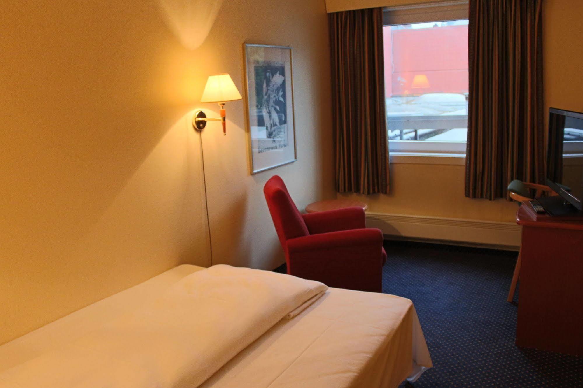 Thon Partner Hotel Backlund Levanger Exterior photo